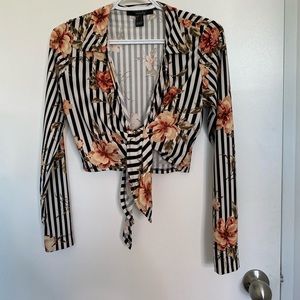 BEETLEJUICE vibes tie front crop top